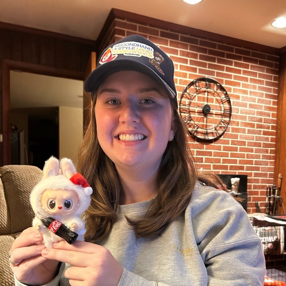 Posh Show!! Like this post to get notified when I go live! - Picture 2 of 11